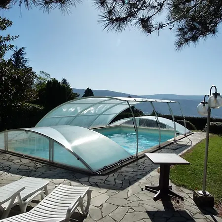 Oda ve Kahvaltı D'hotes Baudelys 3*