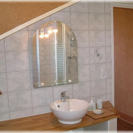 Oda ve Kahvaltı D'hotes Baudelys 3*